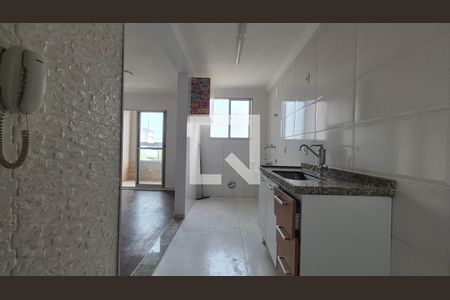Sala/Cozinha de apartamento para alugar com 2 quartos, 55m² em Utinga, Santo André