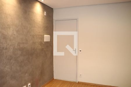 Sala de apartamento para alugar com 2 quartos, 45m² em Jardim Central, Cotia