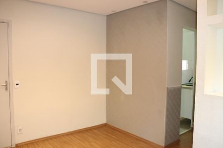 Sala de apartamento para alugar com 2 quartos, 45m² em Jardim Central, Cotia