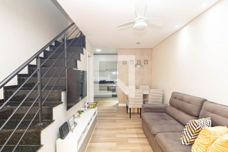 Sala de casa de condomínio para alugar com 2 quartos, 65m² em Parada Xv de Novembro, São Paulo