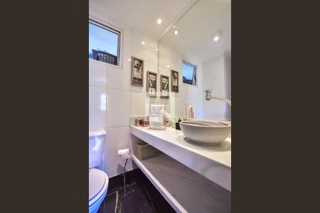 Lavabo de apartamento para alugar com 2 quartos, 87m² em Vila Andrade, São Paulo