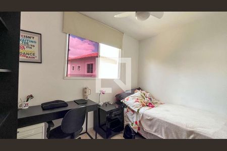 Casa à venda com 2 quartos, 99m² em Castelo, Belo Horizonte
