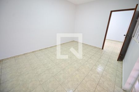 Quarto 2 de casa para alugar com 5 quartos, 300m² em Coimbra, Goiânia