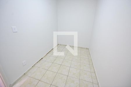 Quarto 1 de casa para alugar com 5 quartos, 300m² em Coimbra, Goiânia
