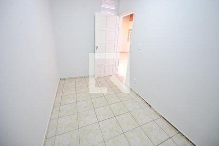 Quarto 1 de casa para alugar com 5 quartos, 300m² em Coimbra, Goiânia