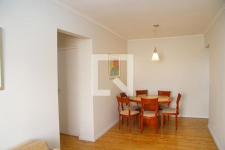 Sala de apartamento para alugar com 2 quartos, 60m² em Picanço, Guarulhos