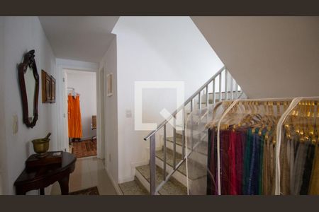 Sala de casa de condomínio à venda com 4 quartos, 250m² em Barra da Tijuca, Rio de Janeiro