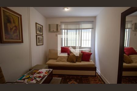 Quarto de casa de condomínio à venda com 4 quartos, 250m² em Barra da Tijuca, Rio de Janeiro