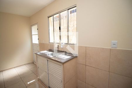 Sala/Cozinha de casa para alugar com 1 quarto, 37m² em Jardim Presidente Dutra, Guarulhos