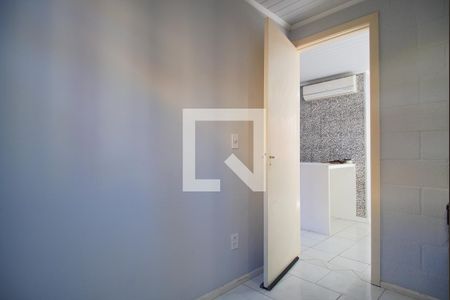 Quarto 2 de apartamento para alugar com 2 quartos, 34m² em Rubem Berta, Porto Alegre