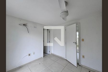Suíte de casa de condomínio à venda com 4 quartos, 315m² em Vargem Grande, Rio de Janeiro