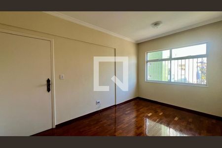 Sala de apartamento para alugar com 3 quartos, 90m² em Santo Antônio, Belo Horizonte