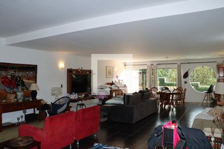 Sala de casa de condomínio para alugar com 3 quartos, 320m² em Horizontal Park, Cotia