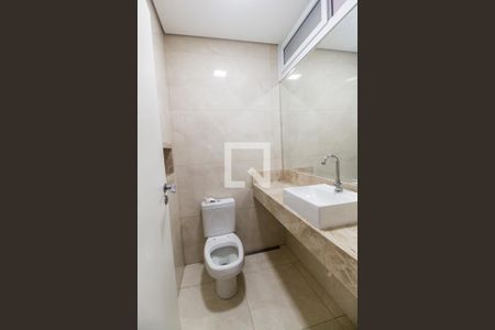 Lavabo da Sala de casa para alugar com 3 quartos, 400m² em Chácaras do Peroba, Barueri