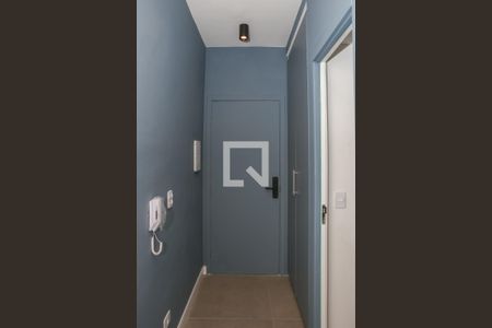 Entrada de kitnet/studio para alugar com 1 quarto, 25m² em Pompeia, São Paulo