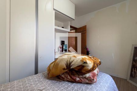 Quarto 2 de casa para alugar com 3 quartos, 350m² em Jardim Adriana, Guarulhos