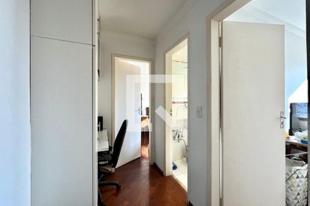Corredor  de apartamento à venda com 2 quartos, 64m² em Vila Mascote, São Paulo