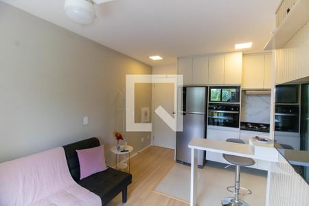 Sala/Cozinha de kitnet/studio à venda com 1 quarto, 38m² em Ingá, Niterói
