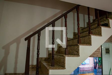 Escada de casa para alugar com 2 quartos, 91m² em Tanque, Rio de Janeiro