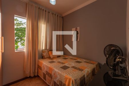 Quarto 1 de apartamento para alugar com 3 quartos, 110m² em Itapoã, Belo Horizonte