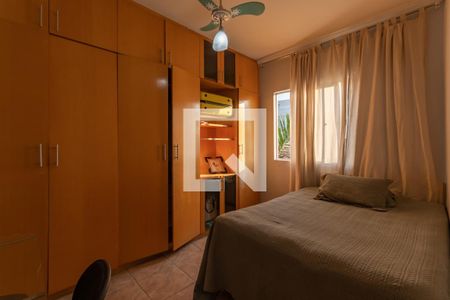 Quarto 2 de apartamento para alugar com 3 quartos, 110m² em Itapoã, Belo Horizonte