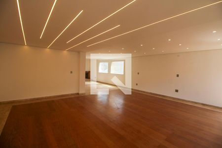 Sala 2 de casa à venda com 5 quartos, 1200m² em Jardim Leonor, São Paulo