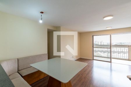 Sala de apartamento para alugar com 3 quartos, 90m² em Vila Campestre, São Paulo