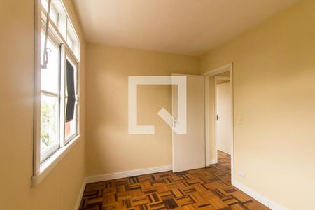Quarto 2 de apartamento para alugar com 2 quartos, 71m² em Água Verde, Curitiba
