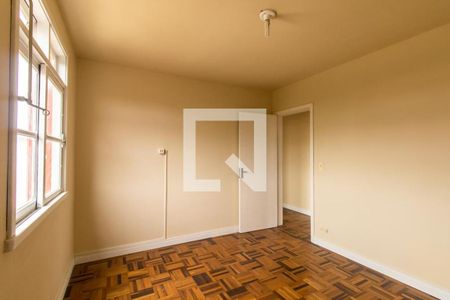 Quarto 1 de apartamento para alugar com 2 quartos, 71m² em Água Verde, Curitiba