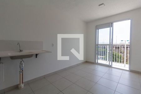 Sala/Cozinha de apartamento para alugar com 2 quartos, 35m² em Penha de França, São Paulo