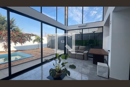 Sala de casa para alugar com 3 quartos, 1000m² em Jardim das Paineiras, Campinas