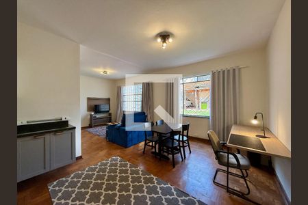 Sala  de apartamento para alugar com 1 quarto, 70m² em Campo Belo, São Paulo