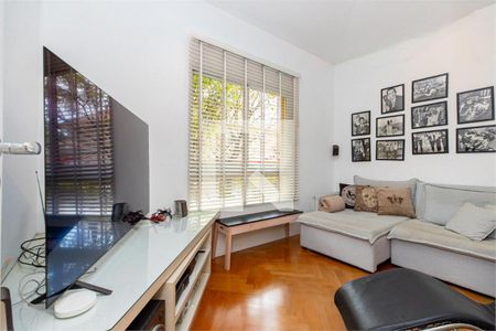 Casa à venda com 4 quartos, 518m² em Jardim Cordeiro, São Paulo