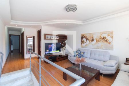 Sala de casa à venda com 2 quartos, 400m² em Santana, Porto Alegre
