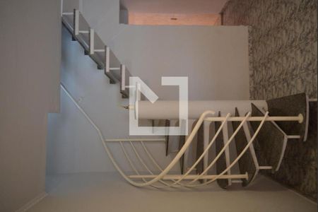 Sala de casa para alugar com 3 quartos, 159m² em Jardim Las Vegas, Santo André