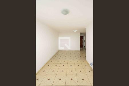 Sala de apartamento para alugar com 3 quartos, 77m² em Jardim Independência (são Paulo), São Paulo