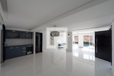 Sala de casa à venda com 3 quartos, 270m² em Indianópolis, São Paulo