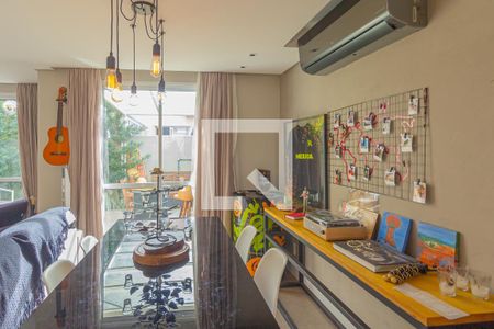 Sala de casa de condomínio à venda com 2 quartos, 248m² em Estância Velha, Canoas