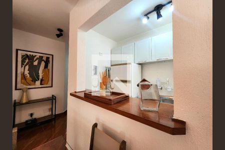 Cozinha de apartamento para alugar com 1 quarto, 48m² em Vila Nova Conceição, São Paulo