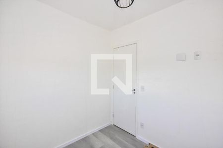 Quarto 1 de apartamento para alugar com 2 quartos, 42m² em Parque Arariba, São Paulo