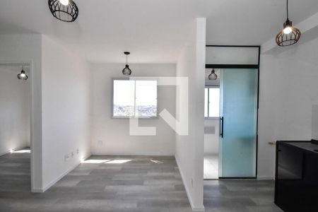 Sala de apartamento para alugar com 2 quartos, 42m² em Parque Arariba, São Paulo