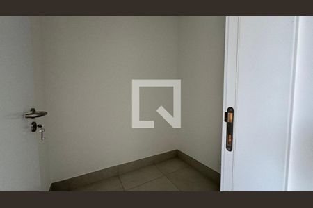 Apartamento à venda com 3 quartos, 175m² em Vila Nova Conceição, São Paulo