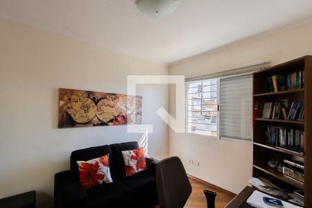 Casa à venda com 4 quartos, 330m² em Vila Paranagua, São Paulo