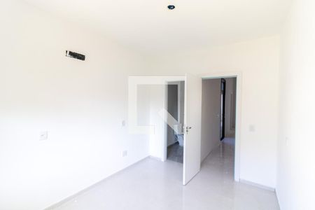 Suíte de casa à venda com 2 quartos, 100m² em Hípica, Porto Alegre