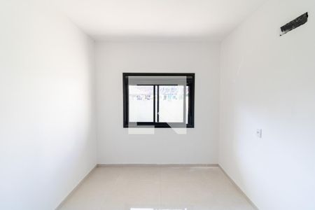 Suíte de casa à venda com 2 quartos, 100m² em Hípica, Porto Alegre