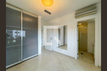 Foto 13 de apartamento à venda com 4 quartos, 250m² em Vila Suzana, São Paulo