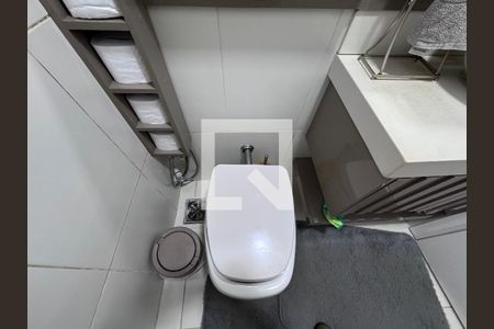 Lavabo de casa de condomínio para alugar com 3 quartos, 279m² em Recreio dos Bandeirantes, Rio de Janeiro