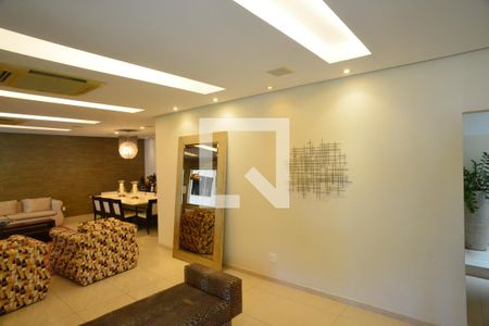 Sala 1 de casa de condomínio para alugar com 5 quartos, 1370m² em Barra da Tijuca, Rio de Janeiro