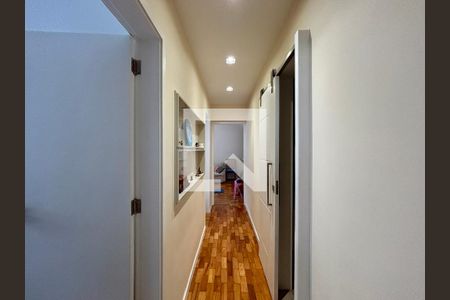Corredor de apartamento para alugar com 3 quartos, 90m² em Copacabana, Rio de Janeiro