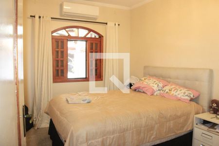 Quarto 1 de apartamento à venda com 2 quartos, 120m² em Jardim Cocaia, Guarulhos